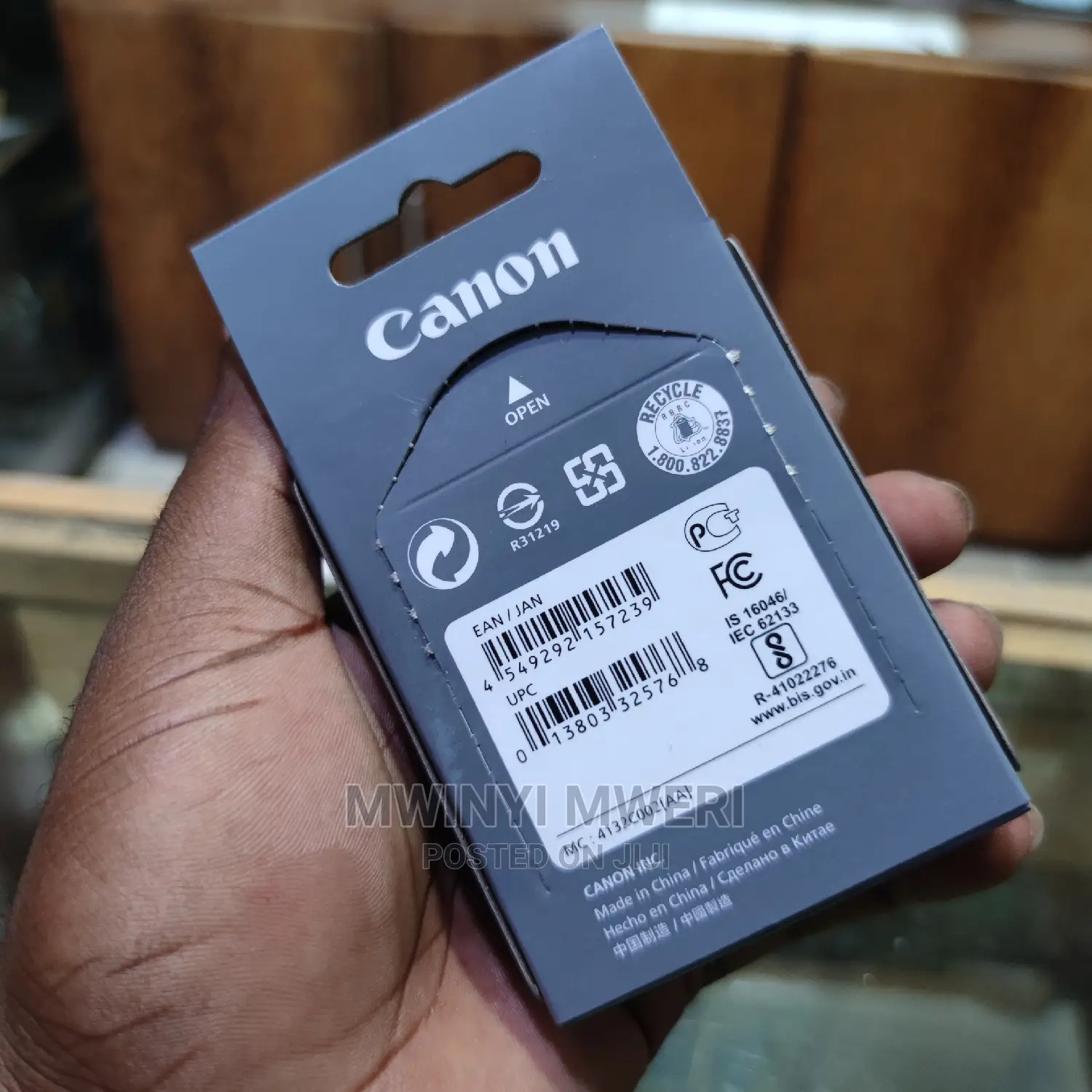 Original Canon LP-E6NH Lithium-Ion Battery (7.2V, 2130mah)