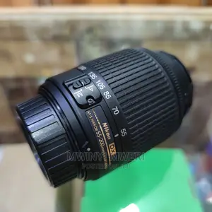 Nikon 55-200mm F/4-5.6g ED AF-S DX Autofocus Zoom Lens