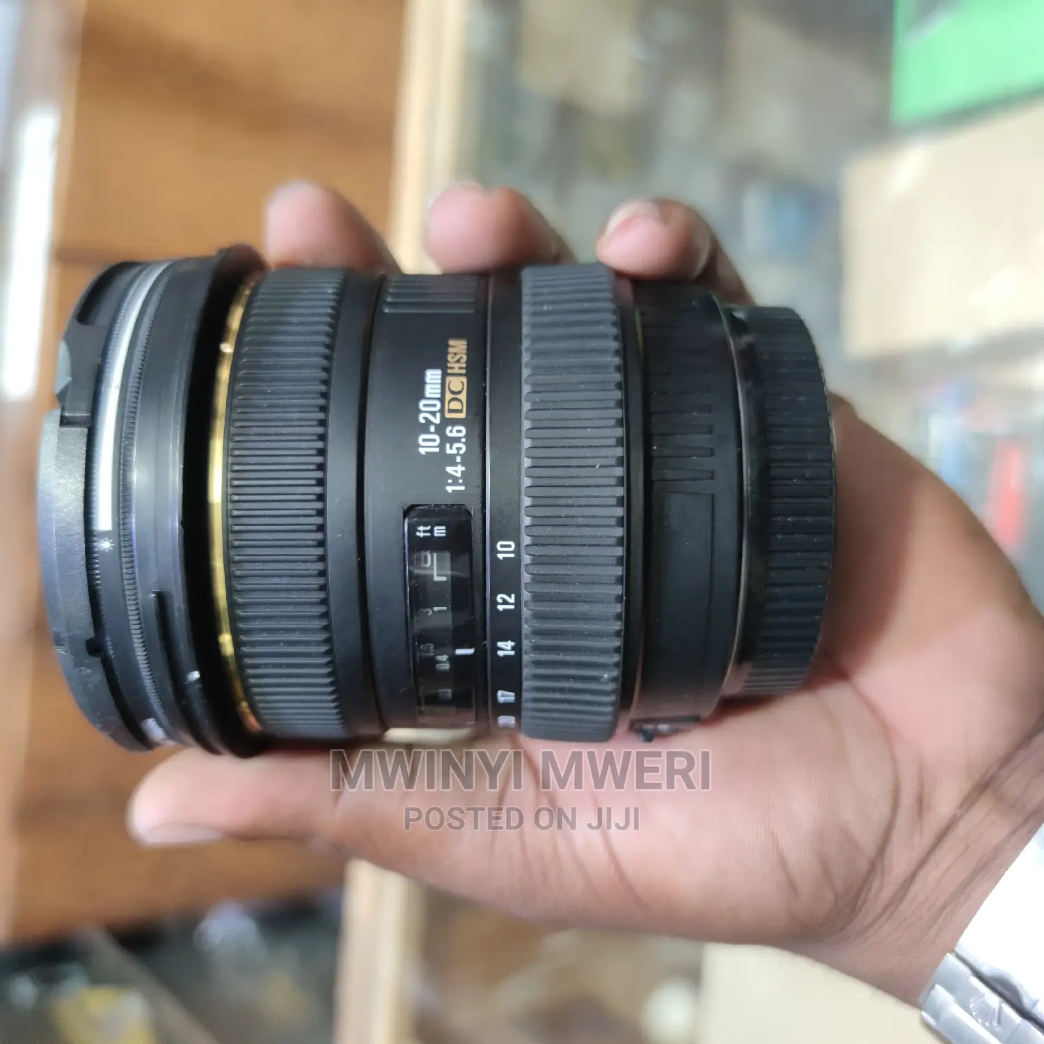 Sigma 10-20mm F/4-5.6 EX DC HSM Lens for Canon DSLR Cameras