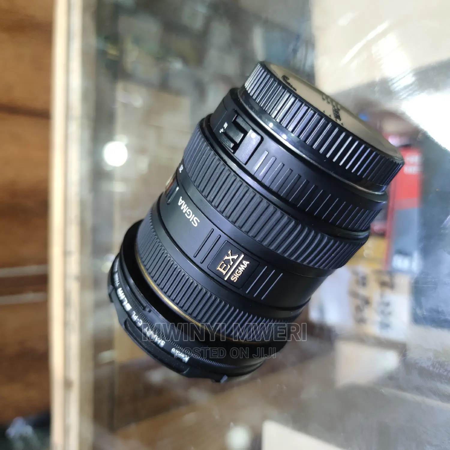 Sigma 10-20mm F/4-5.6 EX DC HSM Lens for Canon DSLR Cameras