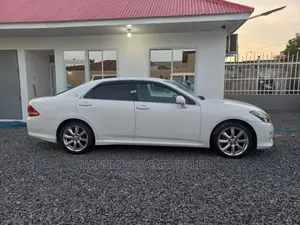 Toyota Crown 2008 White