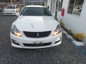 Toyota Crown 2008 White