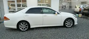Toyota Crown 2009 White