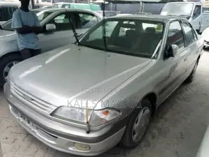 Toyota Carina 2001 Silver