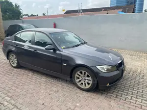 BMW 320i 2005 Black