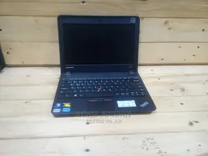 Laptop Lenovo ThinkPad X131e 4GB Intel Core I3 HDD 320GB