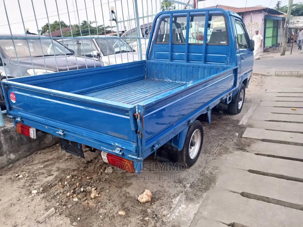 Toyota Townace 2005 Blue