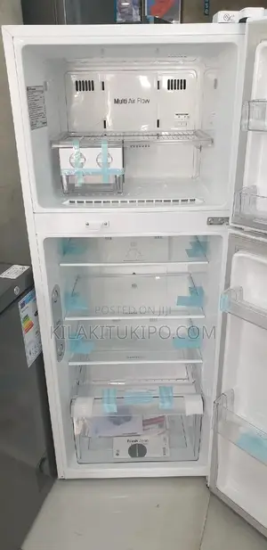 LG Refrigerator Freezer 260L