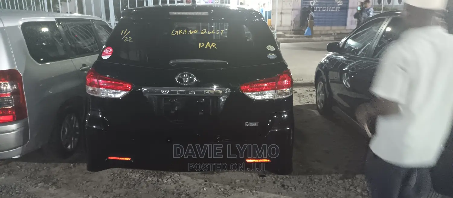 Toyota Wish 2010 Black