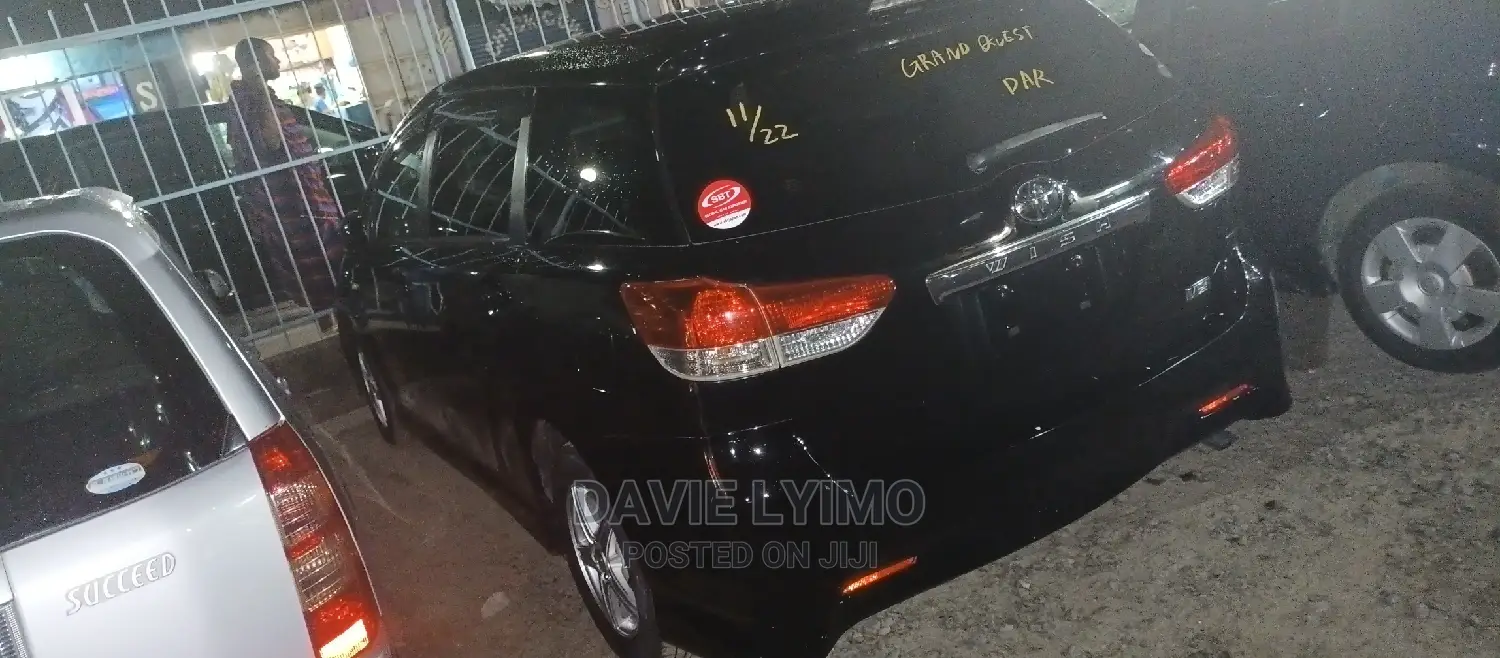 Toyota Wish 2010 Black