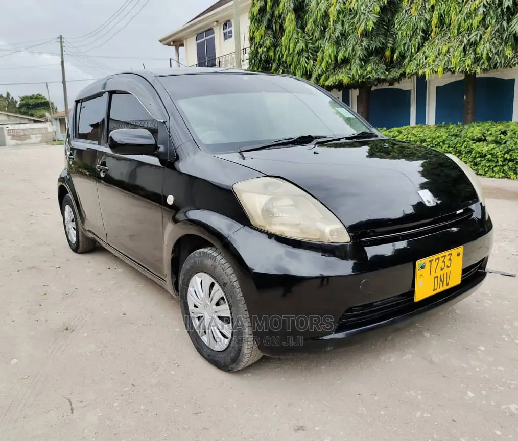 Toyota Passo 2005 Black