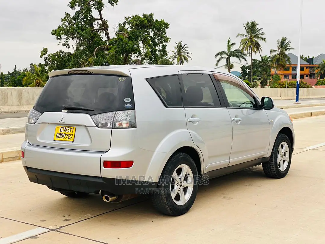 Mitsubishi Outlander 2006 Silver