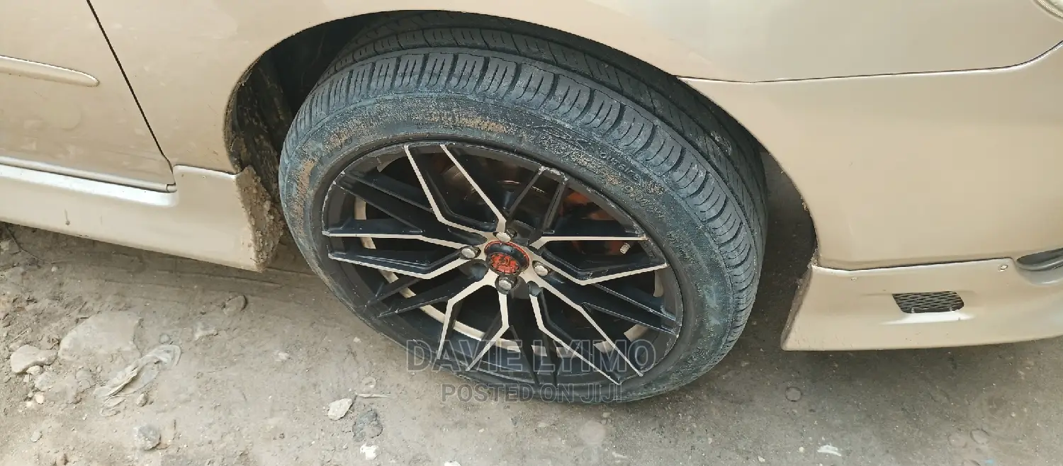 Toyota Corolla RunX 2002 Gold