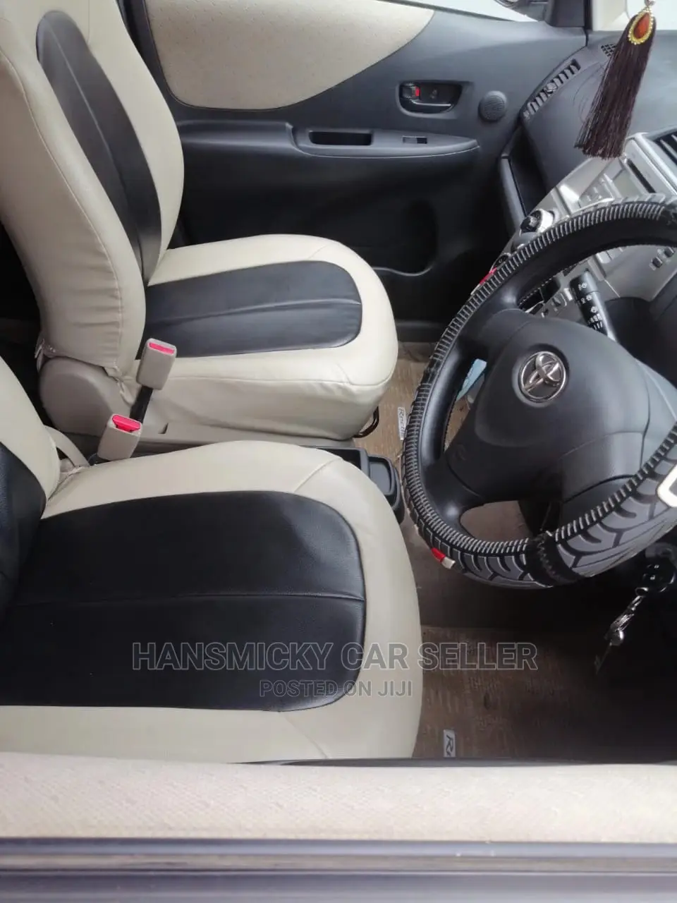 Toyota Ractis 2007 Silver