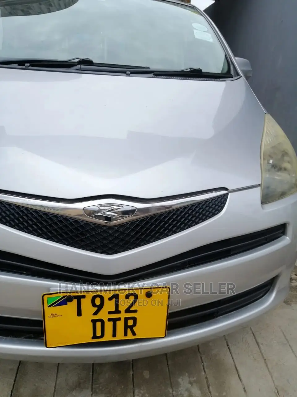 Toyota Ractis 2007 Silver