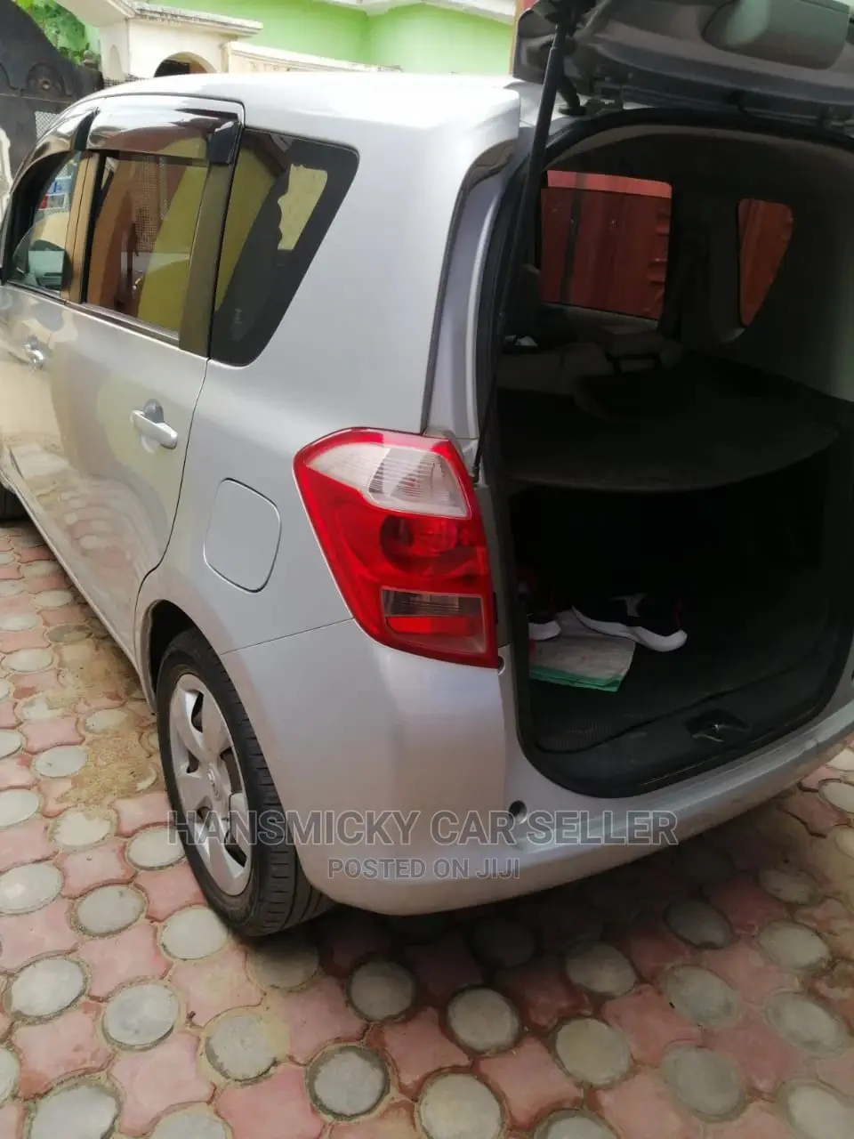 Toyota Ractis 2007 Silver