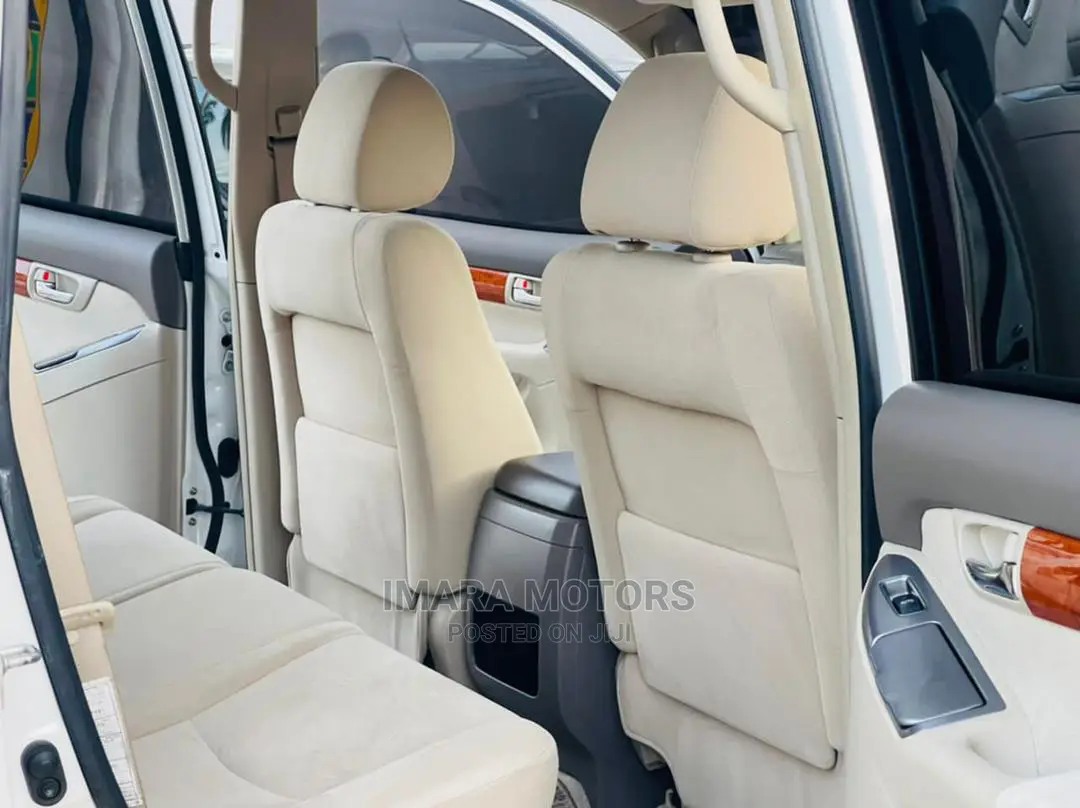 Toyota Land Cruiser Prado 2005 White
