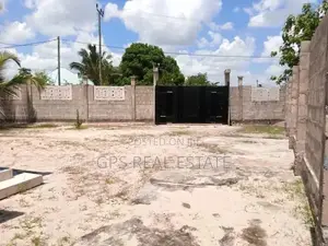 3bdrm House in Safari Mansa, Ilala for Sale