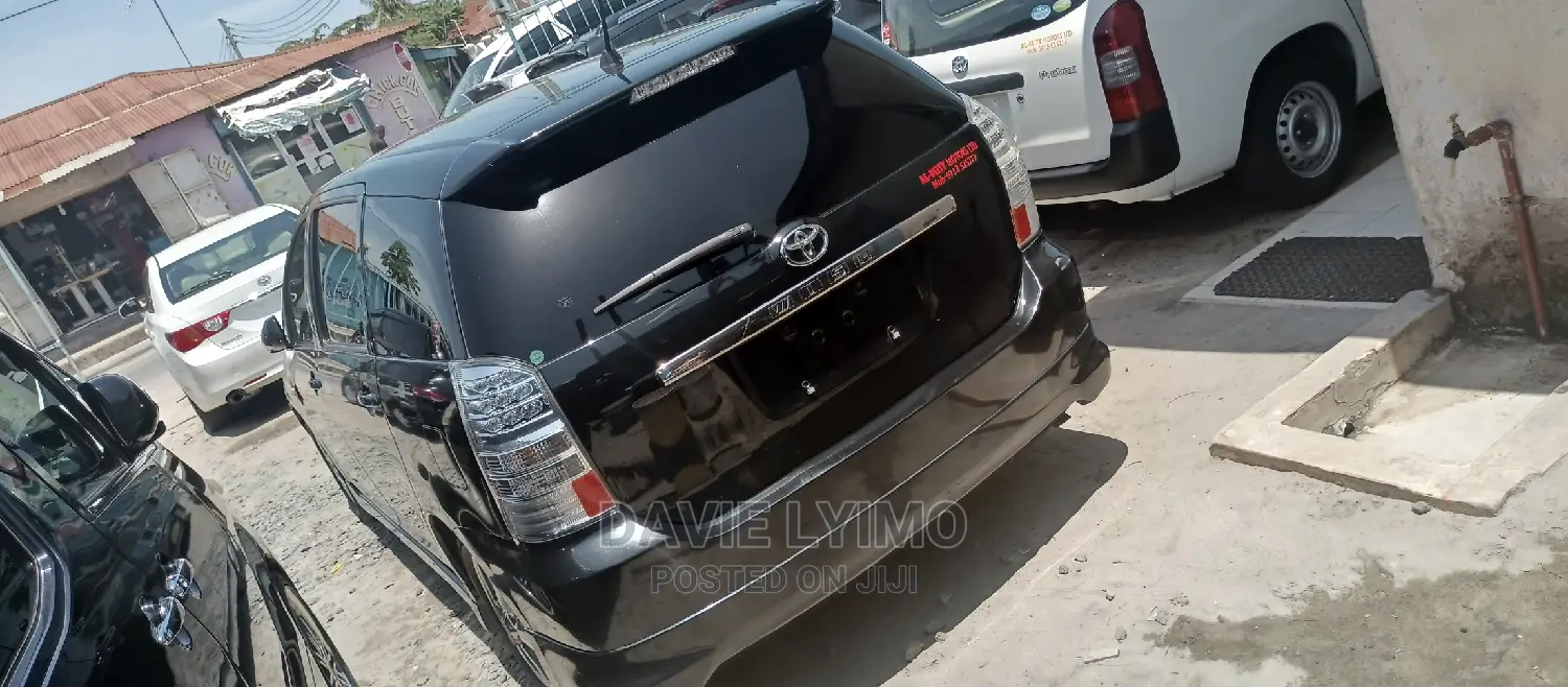 Toyota Wish 2004 Black