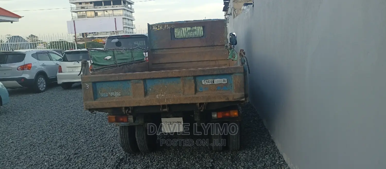 Mitsubishi Canter