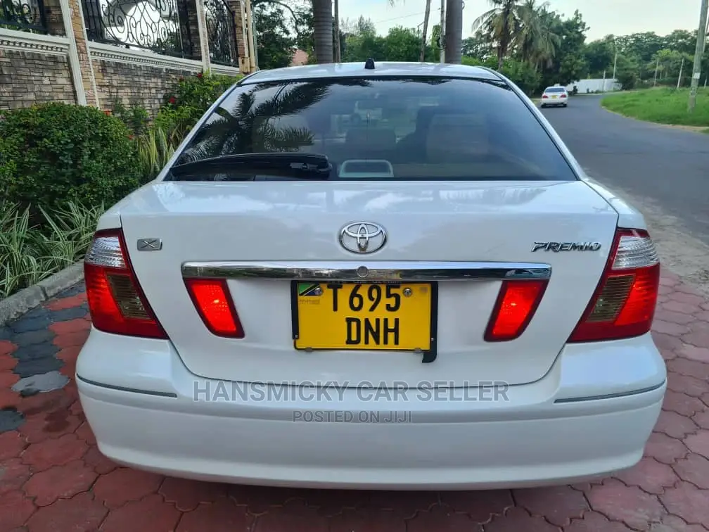 Toyota Corona Premio 2001 White