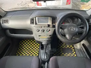 Toyota Succeed 2002 Black