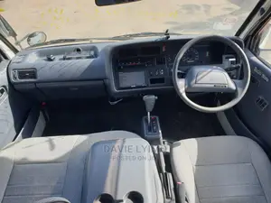 Toyota Hiace 1997 White