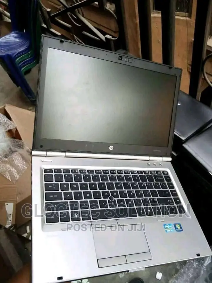 Tunafufua Motherboard Za Laptop Zilizokufa