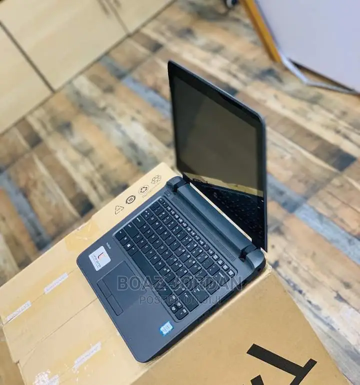 Laptop HP ProBook 11 G2 EE 4GB Intel HDD 500GB