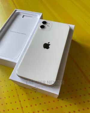New Apple iPhone 11 64 GB White