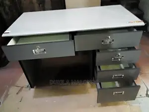 Meza Ya Office