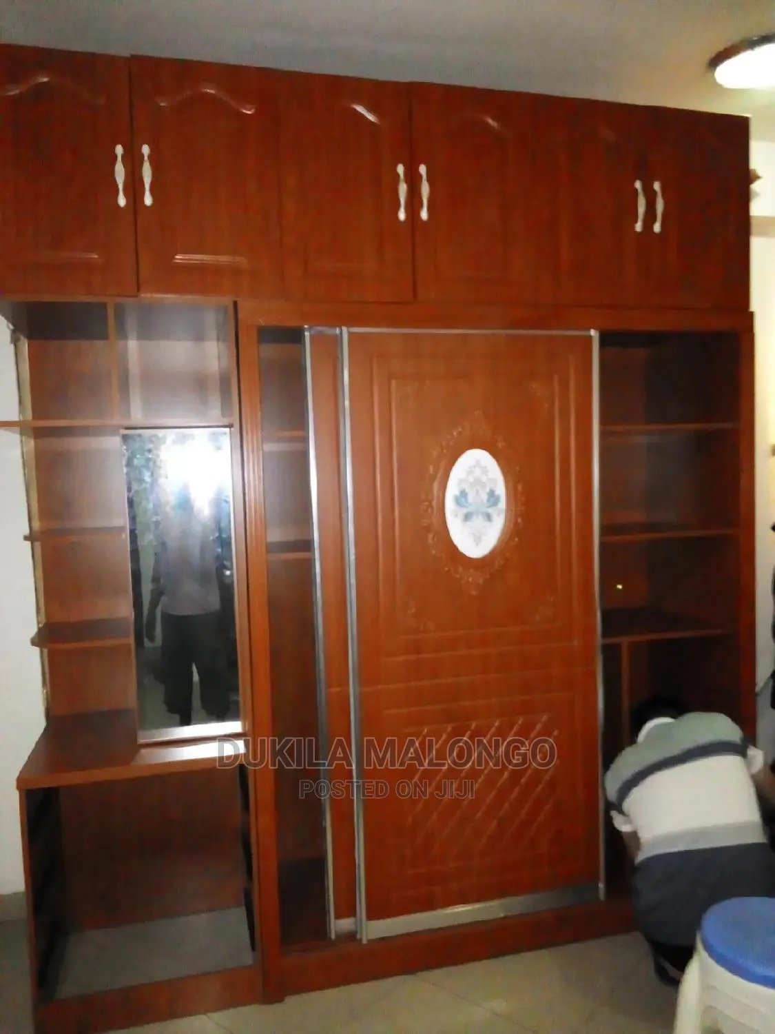 Kabati La Kisasa