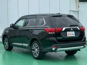 Mitsubishi Outlander 2016 Black