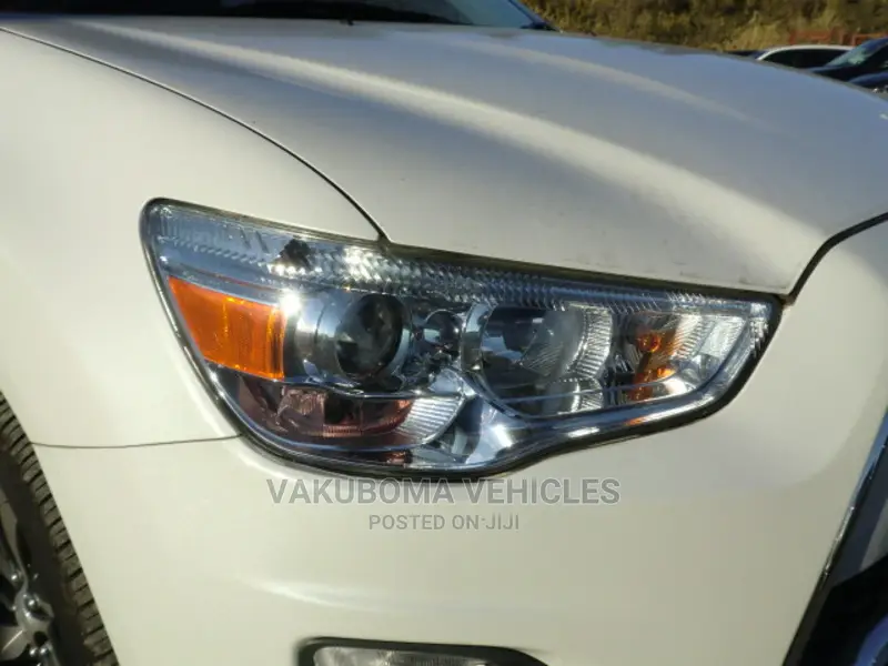 Mitsubishi RVR 2015 White