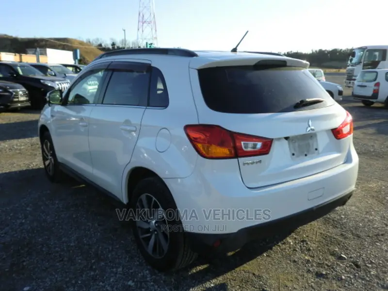 Mitsubishi RVR 2015 White