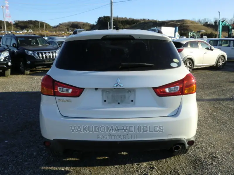 Mitsubishi RVR 2015 White