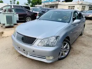 Toyota Crown 2006 Silver