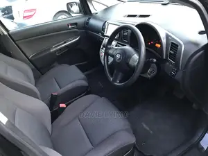 Toyota Wish 2004