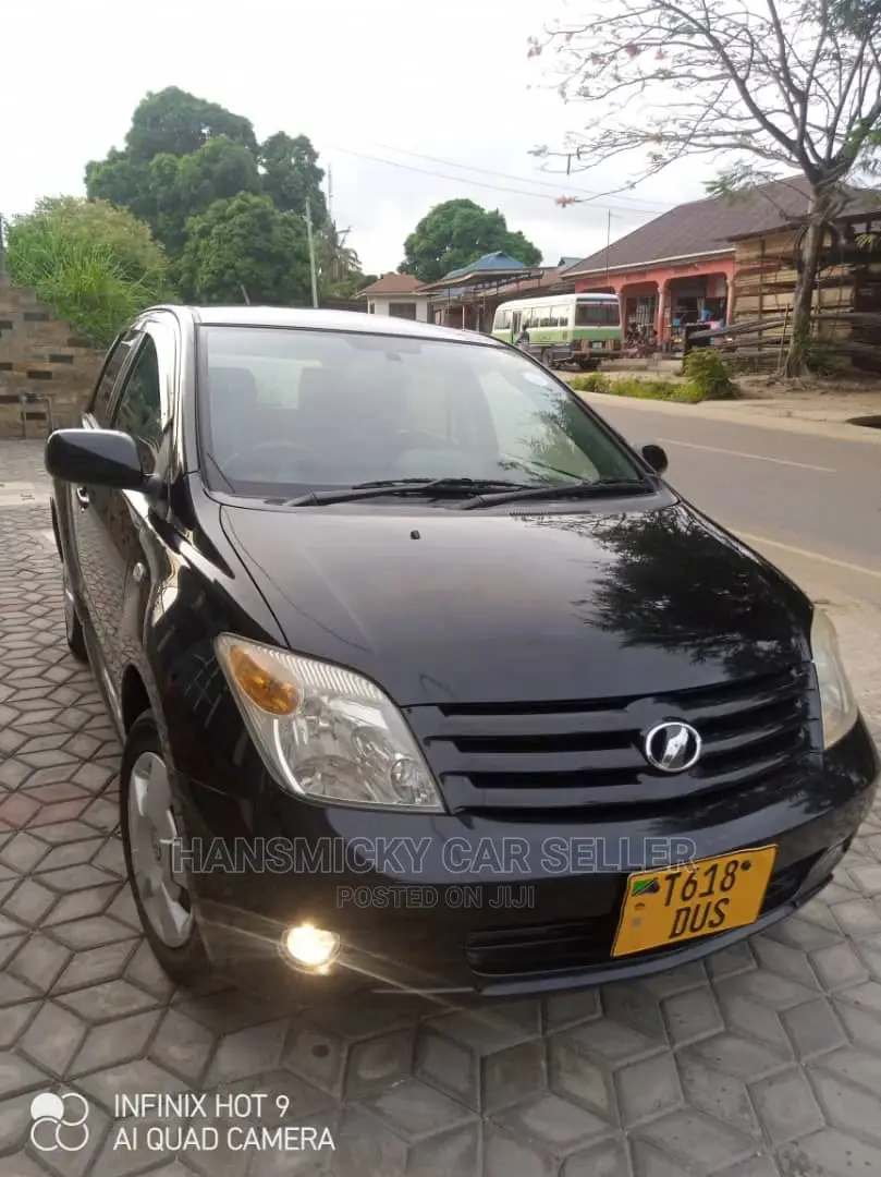 Toyota IST 2006 Black