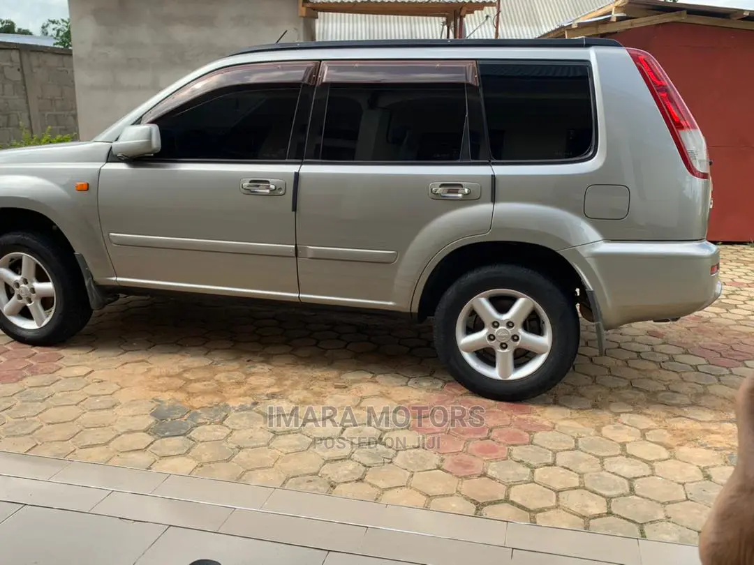 Nissan X-Trail 2004 Silver
