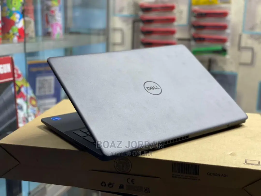 New Laptop Dell Vostro DVCI325 8GB Intel Core I5 HDD 1T