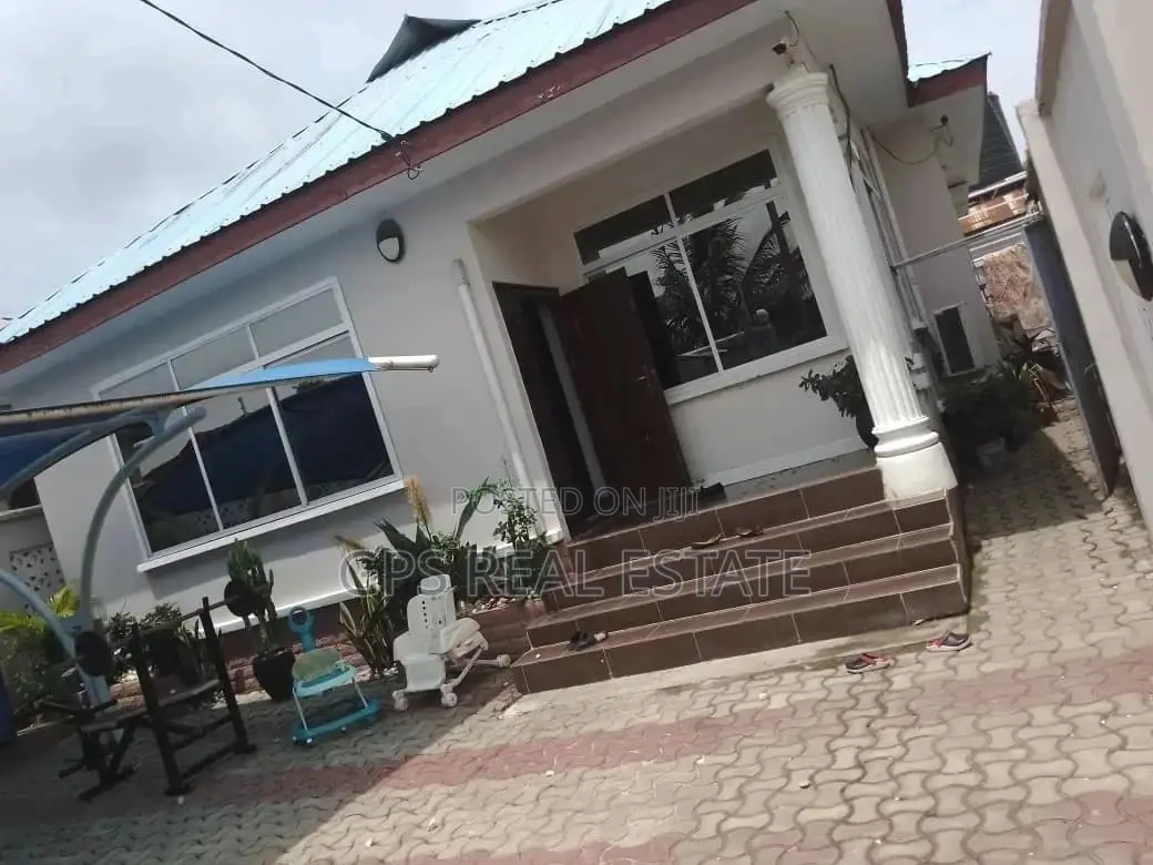 3bdrm House in Safari Mansa, Kinondoni for Sale