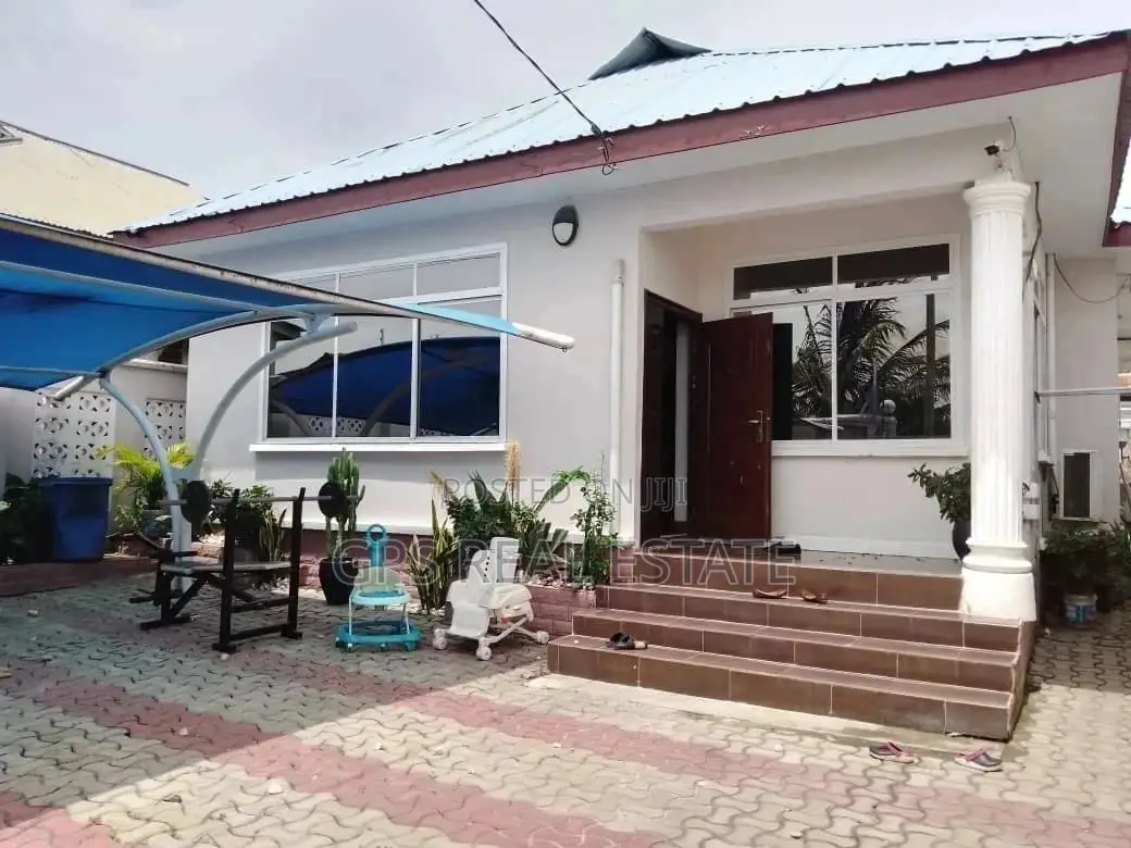 3bdrm House in Safari Mansa, Kinondoni for Sale