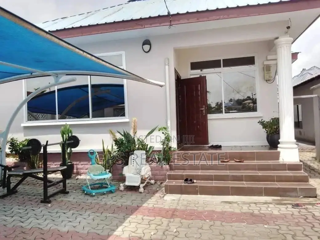 3bdrm House in Safari Mansa, Kinondoni for Sale