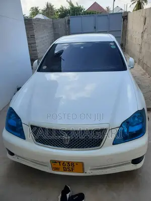 Toyota Crown 2005 Royale White