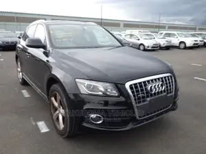 Audi Q5 2011 Black
