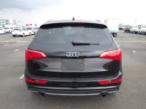 Audi Q5 2011 Black
