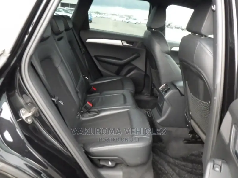 Audi Q5 2011 Black