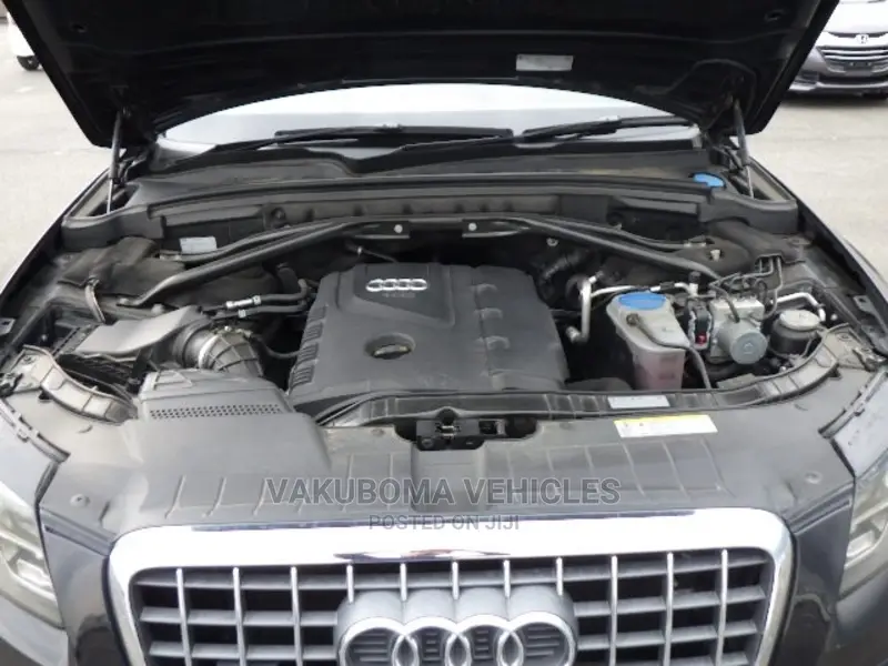 Audi Q5 2011 Black