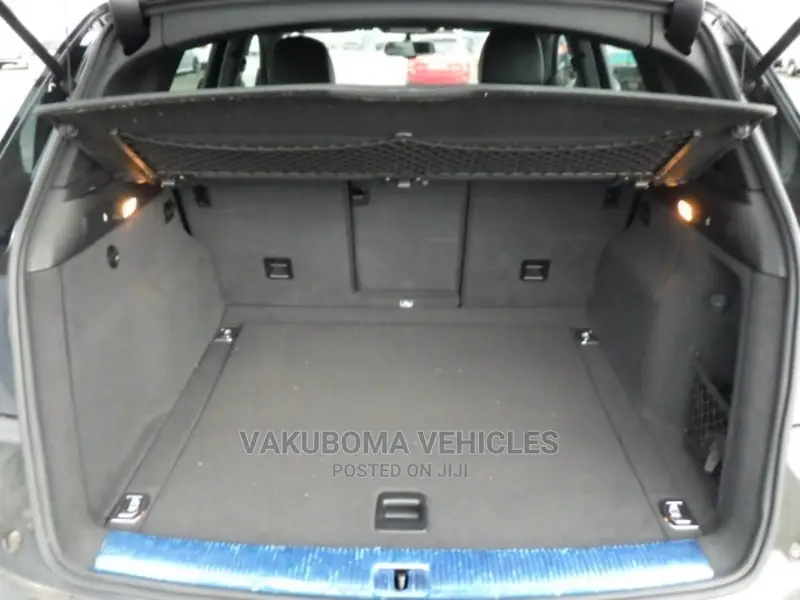 Audi Q5 2011 Black